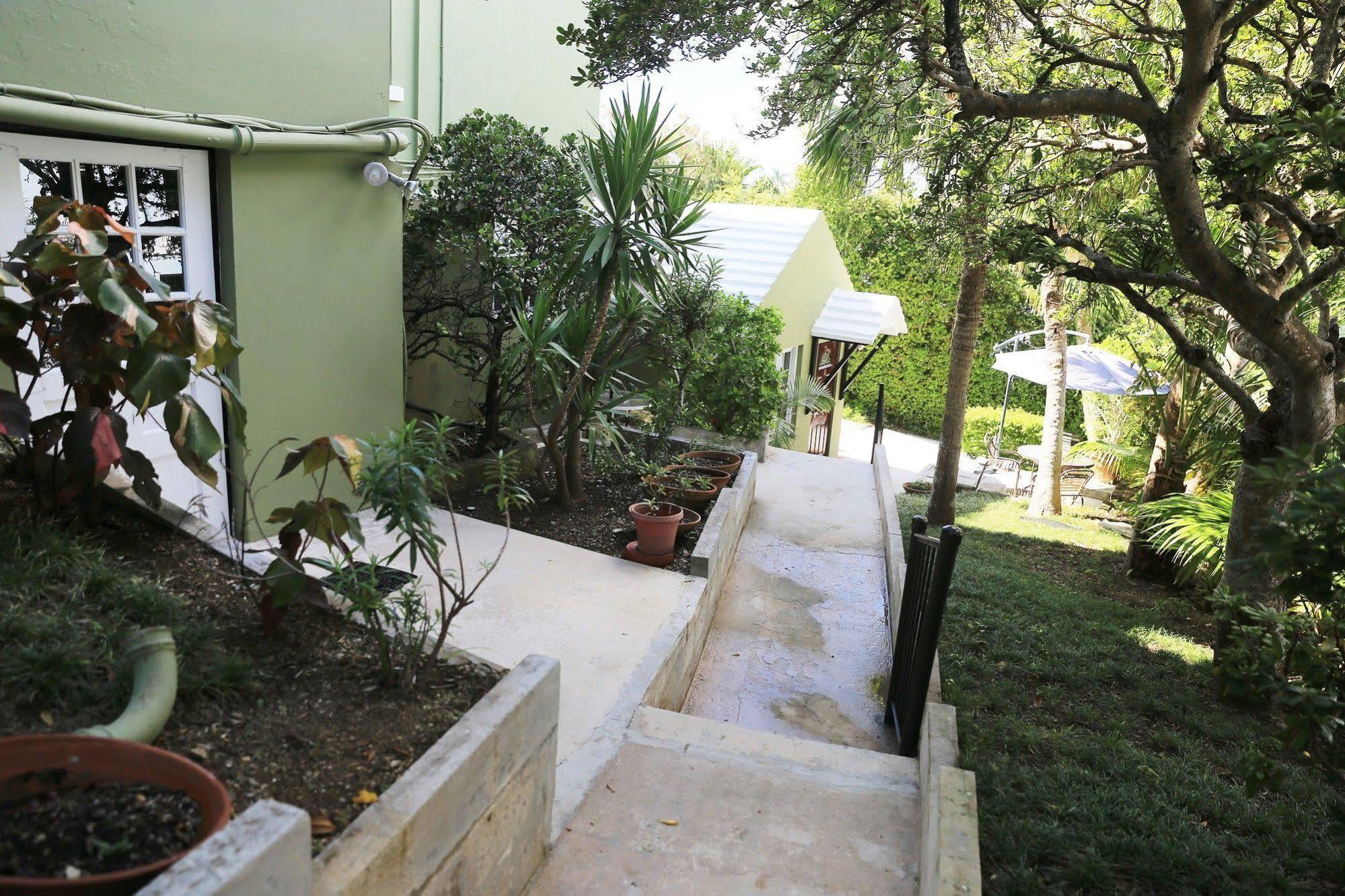 Edgehill Manor Guest House Hamilton City Esterno foto